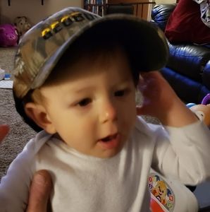 Meet your Posher, Larry